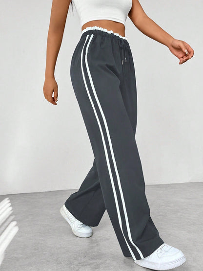 Women's Wide-Leg Streetwear Trousers | Sporty Stripe Detail